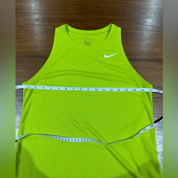 Neon Green Nike The Nike Tee Dri-Fit Running Tank Sleeveless Shirt Activewear S - Picture 5 of 6